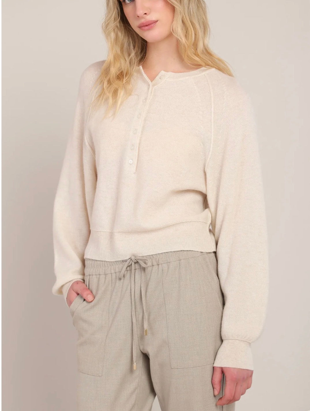 Room 34 Henley Sweater Pearl 02-08