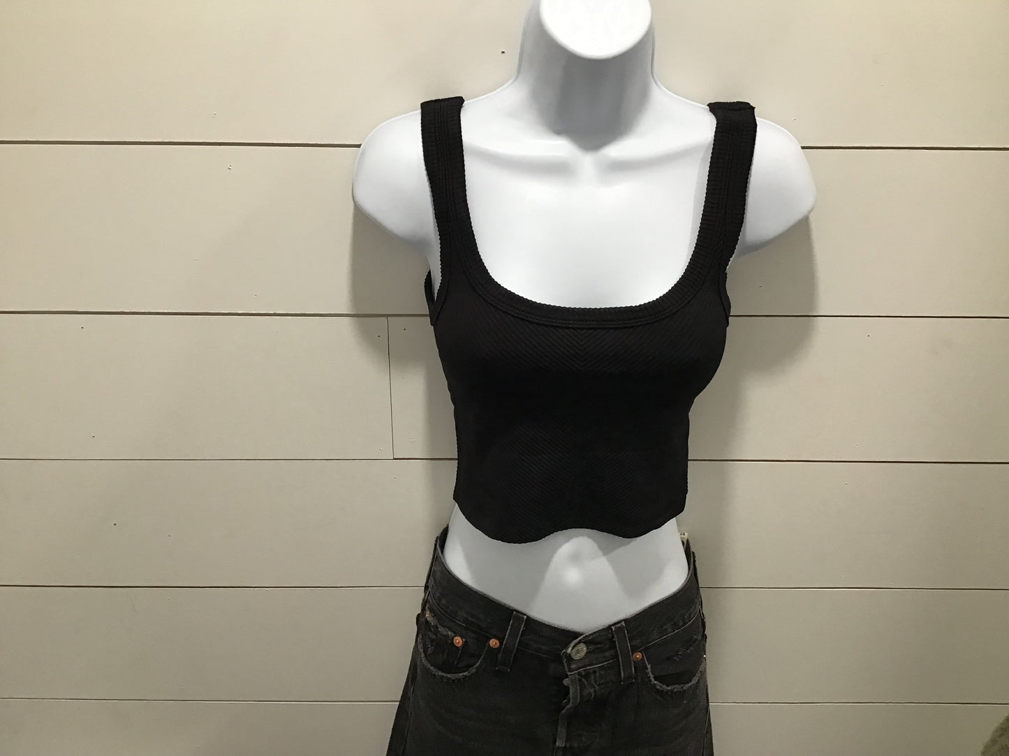 Nikibiki Chevron Ribbed Crop Top - SP24