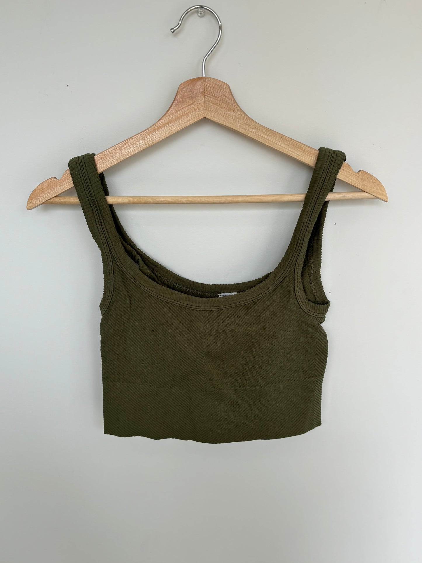 Nikibiki Chevron Ribbed Crop Top - SP24