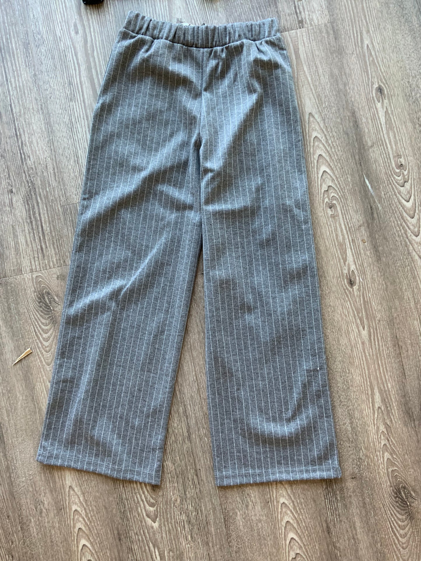 MID Grey Pin Stripe Pants FN