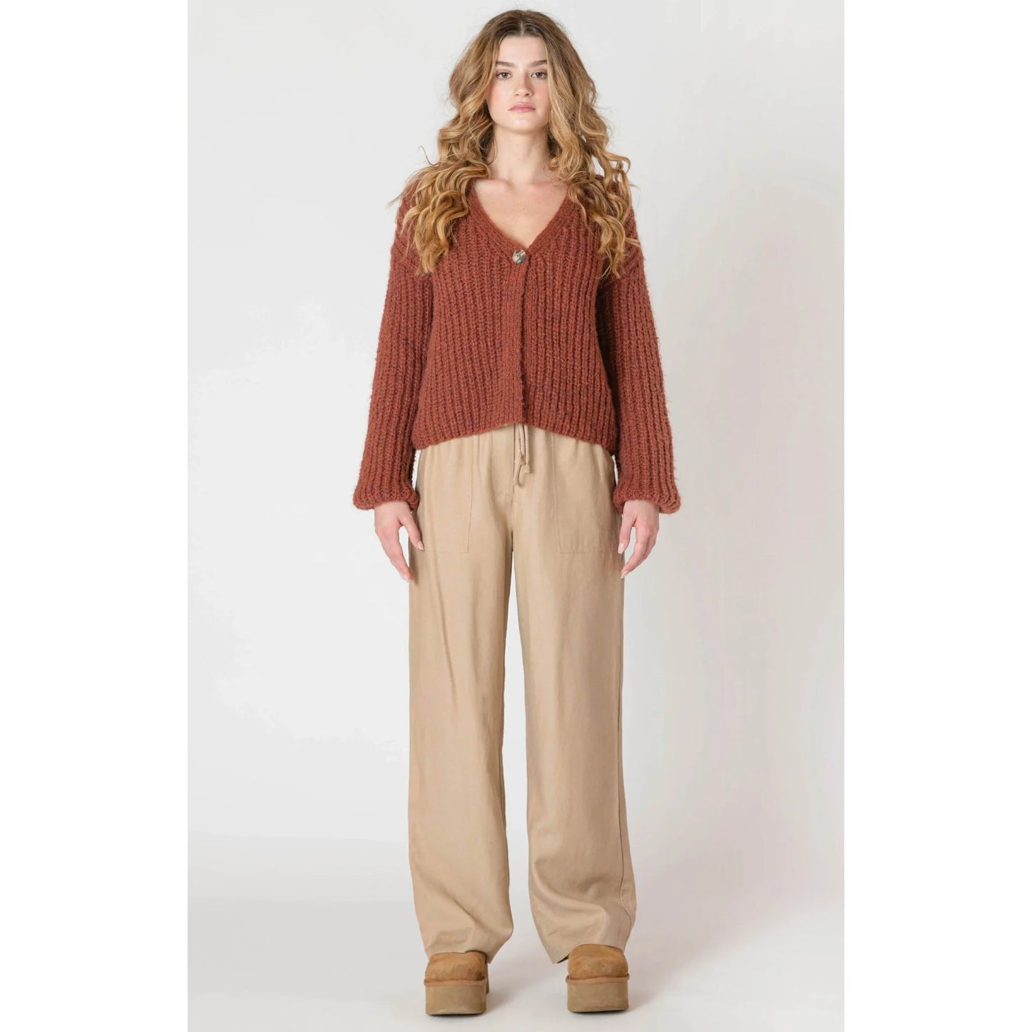 Room 34 Cinnamon Single Button FN