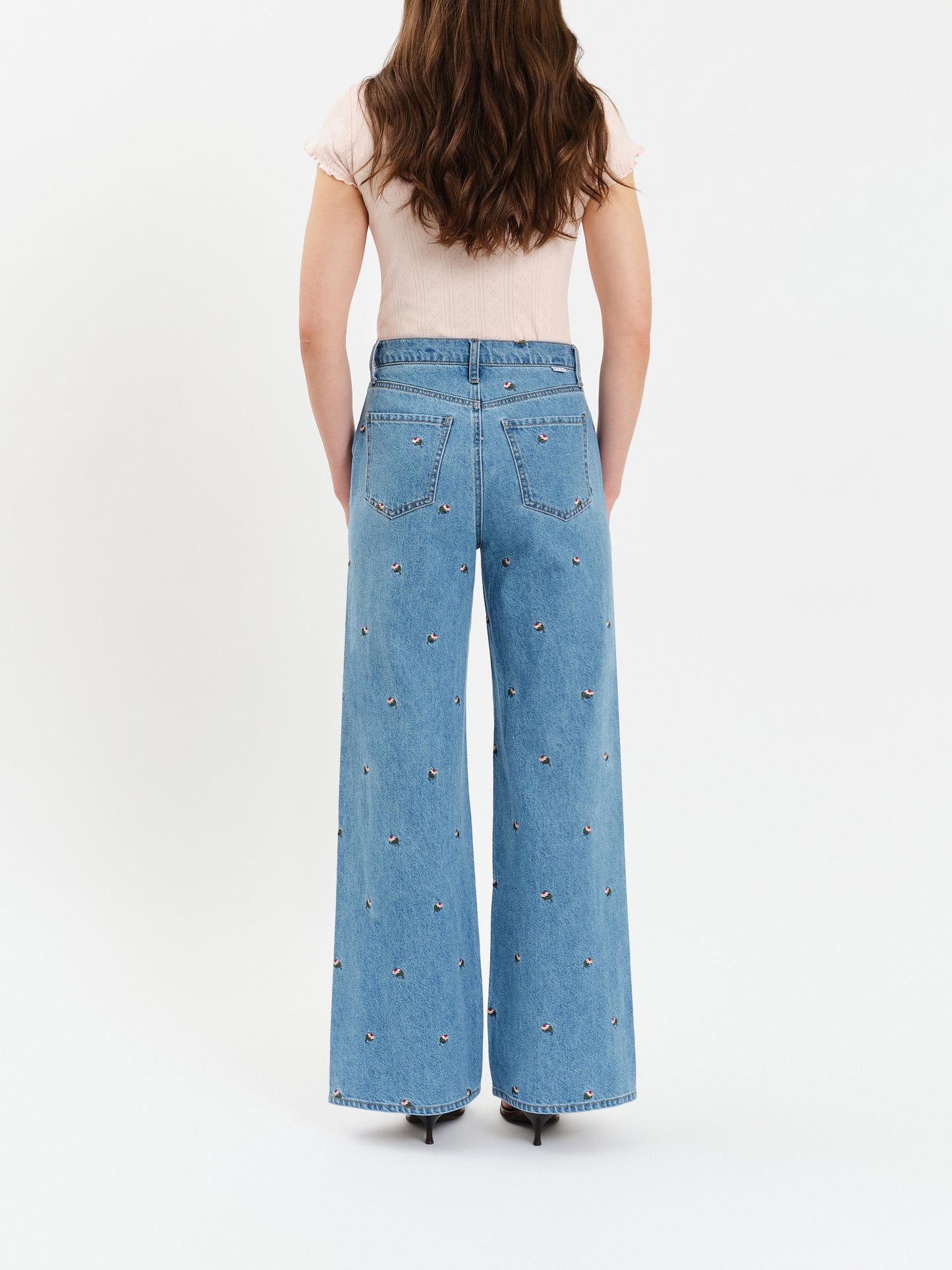 Daze Far Out High Rise Embroidered Flower SP
