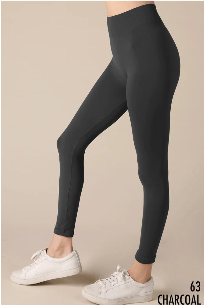 Nikibiki Signature Leggings SP24