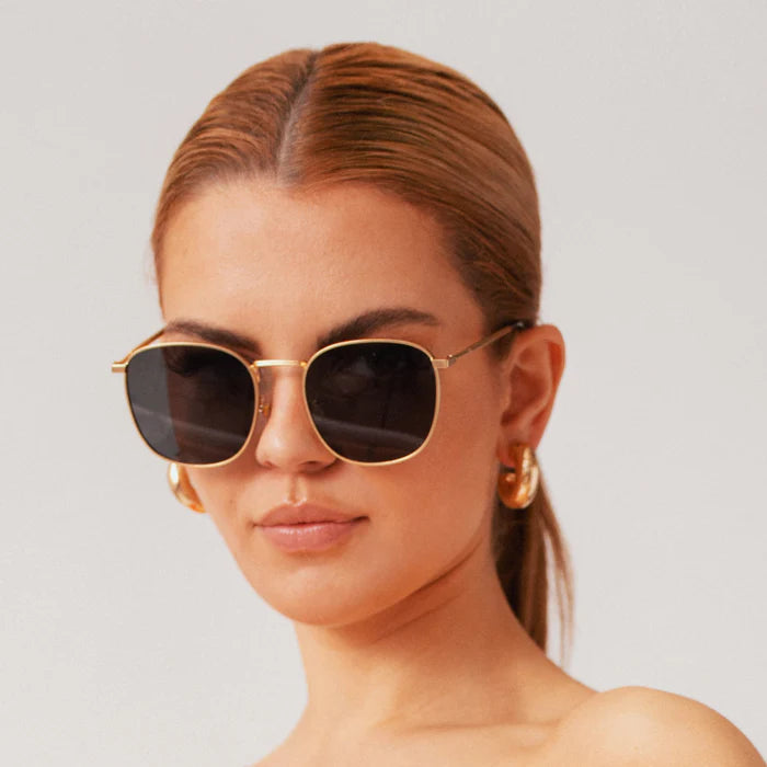 Shady Lady Payton Black/Gold Sunglasses SPN