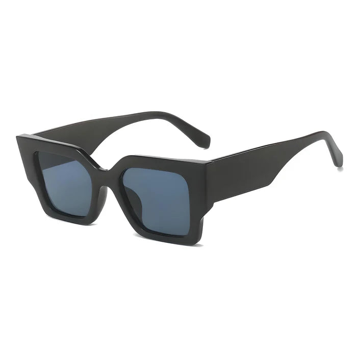 Shady Lady Brynn Black Sunglasses SPN