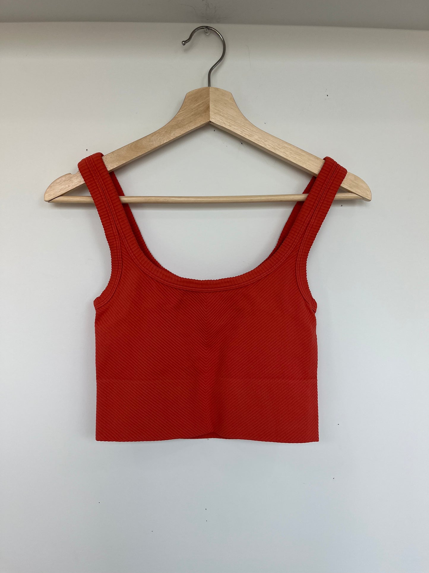 Nikibiki Chevron Ribbed Crop Top - SP24