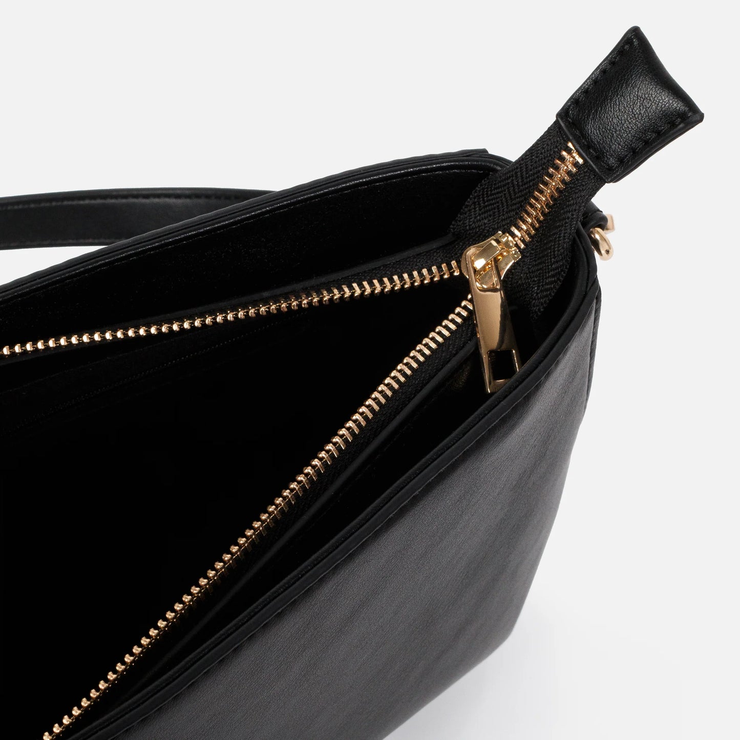 Bizou Smooth Black Handbag