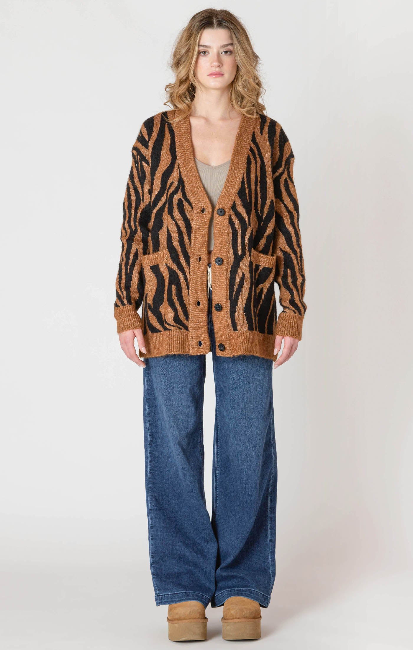 Room 34 Tiger Print Cardigan FN