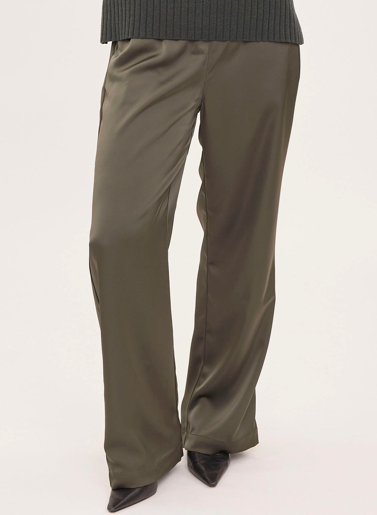 Gentle Fawn Cassandra Olive Silk Pant 02-09