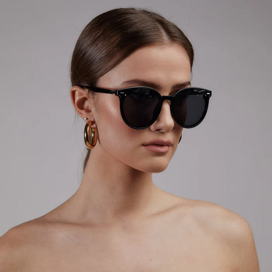 Shady Lady Jordie Black Sunglasses SPN