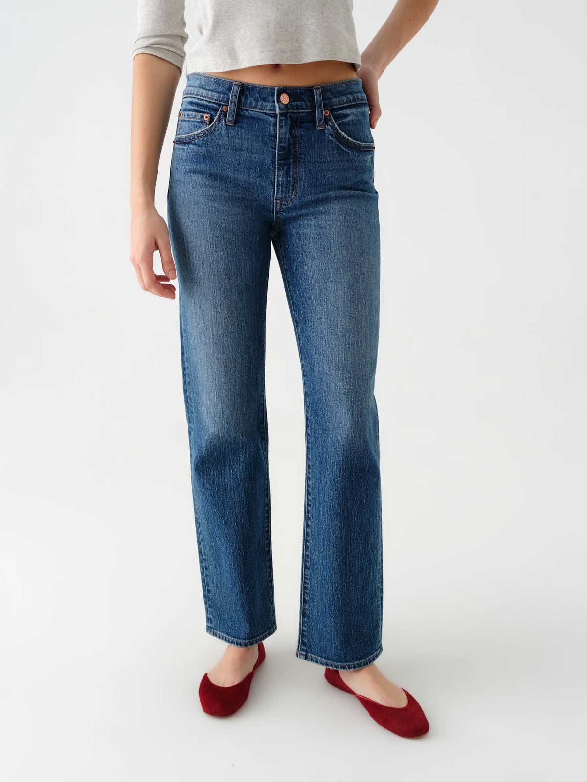 Daze Denim Rebel Mid Rise Slim Straight 02-10