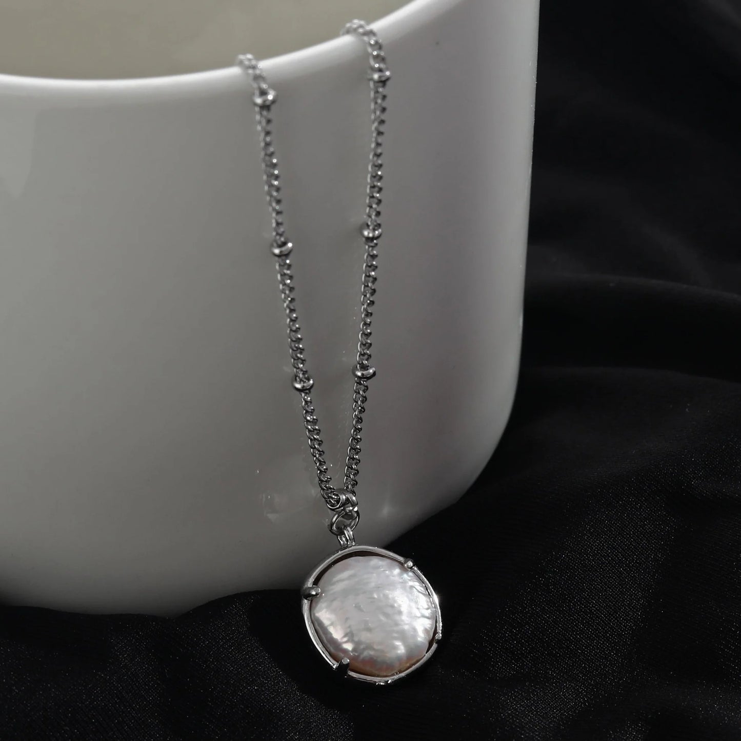 Hackney Nine Lerati Pearl Necklace