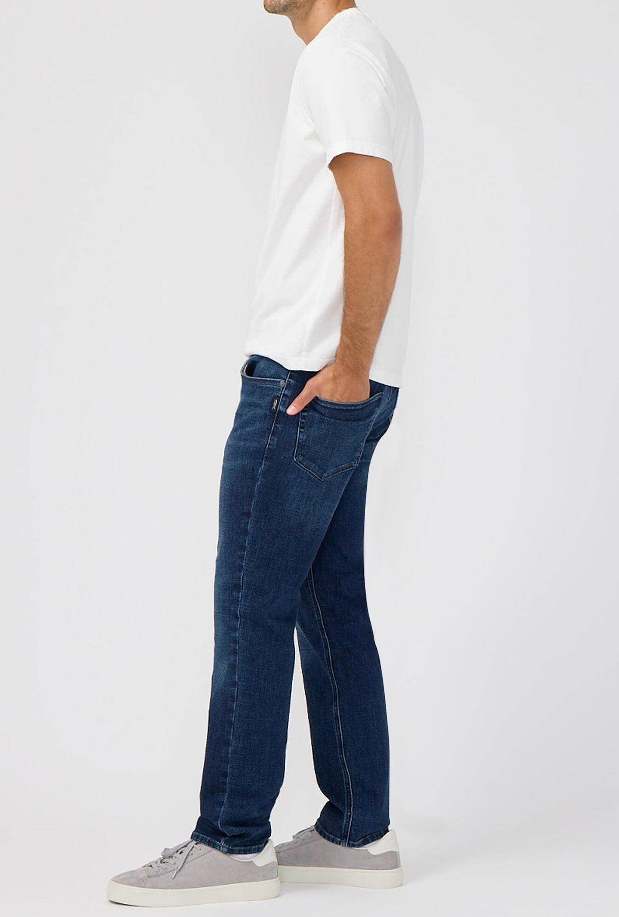 Silver Jeans Eddie Athletic Tapered Leg