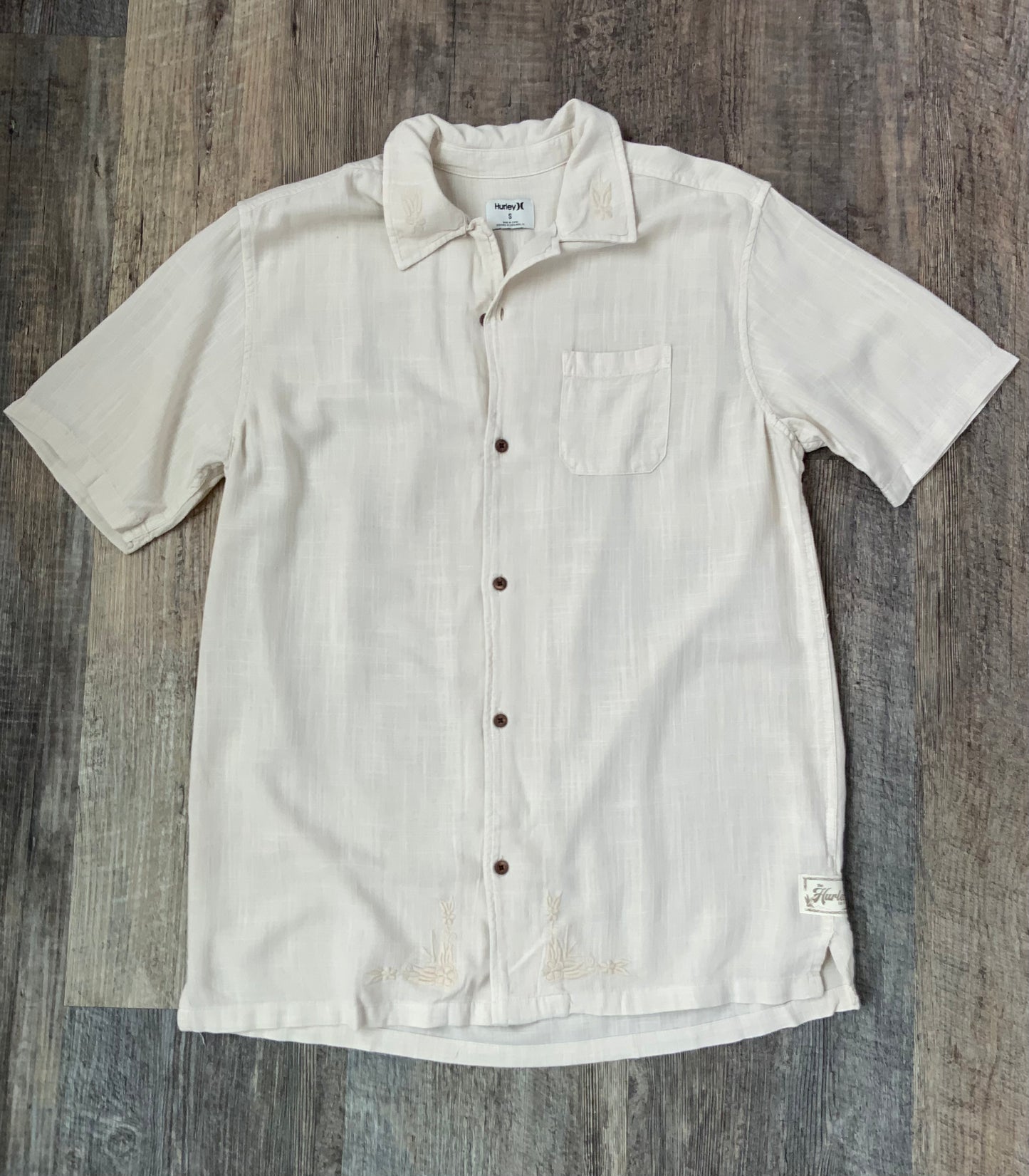 Hurley Laguna Camp Embroidered Button Up SPN