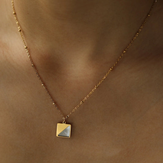 Hackney Elu Necklace