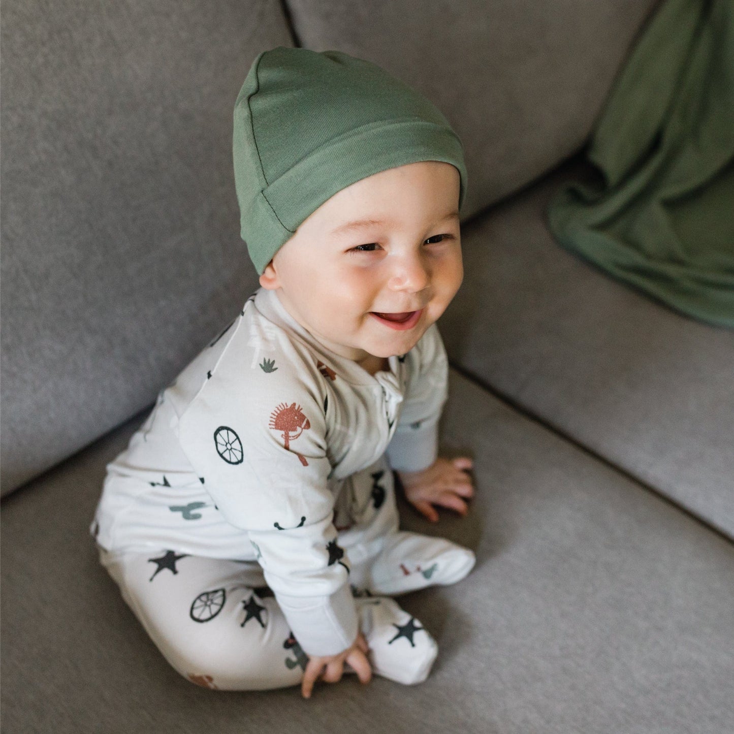Perlimpinpin Bamboo Hunter Green Knotted Hat (6-9M)