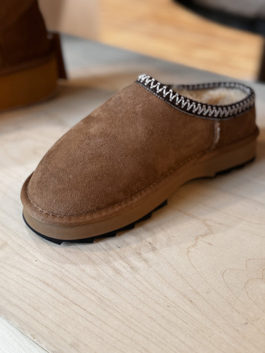 EMU Sharky Scuff Chestnut FA24