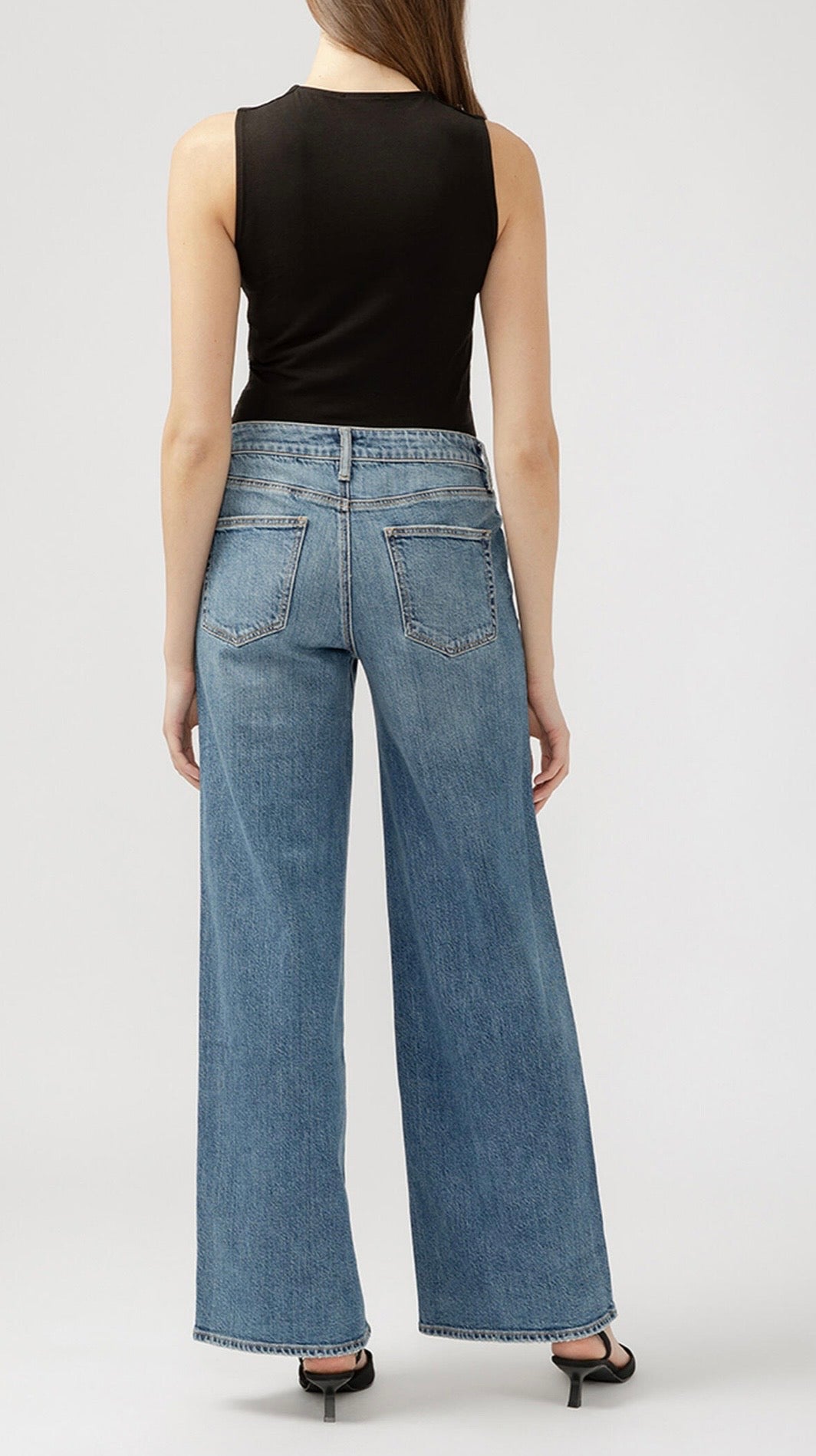 Silver Jeans Suki Wide Leg Curvy Mid Rise SP